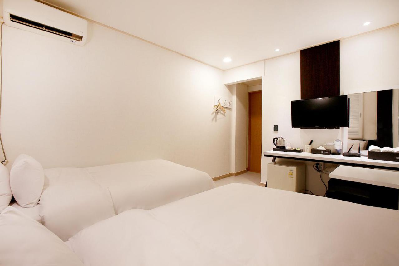 Eton Hotel Chuncheon Exterior foto